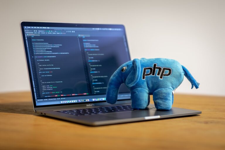 Hire PHP developers in Ukraine. Five reasons